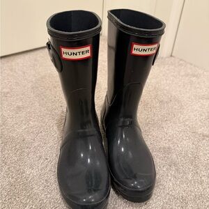 Hunter Women’s Original Short Gloss Rain Boots